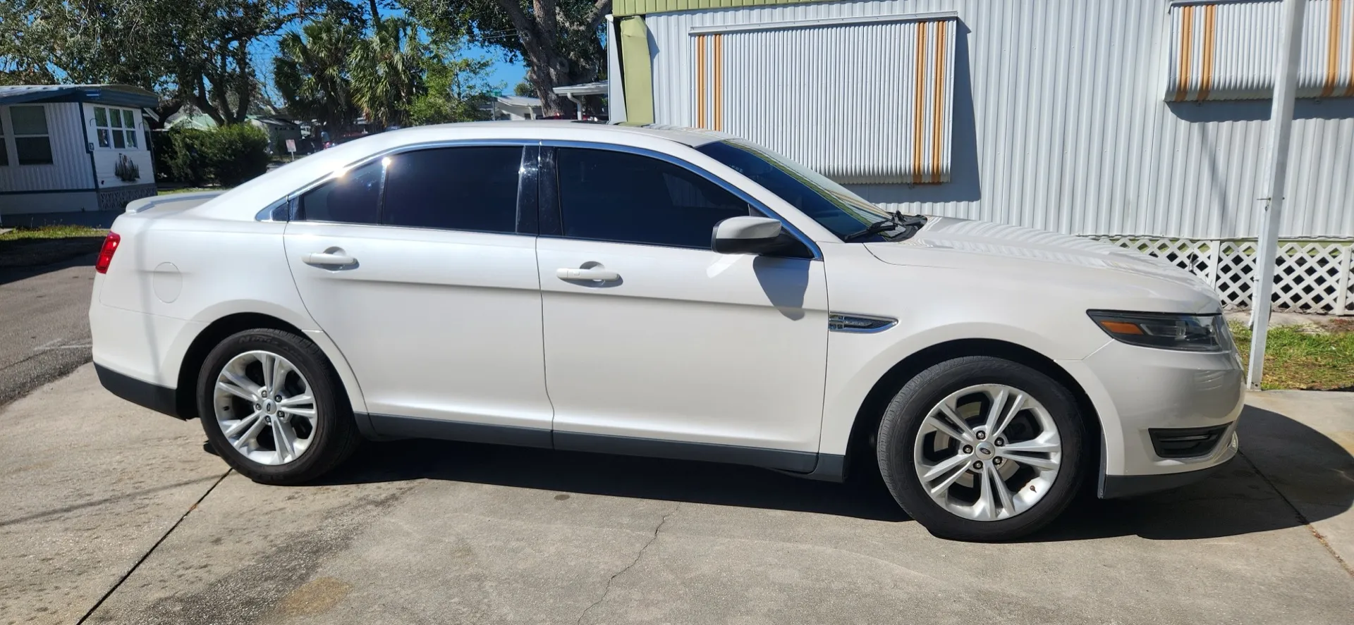 Ford Taurus with window tint